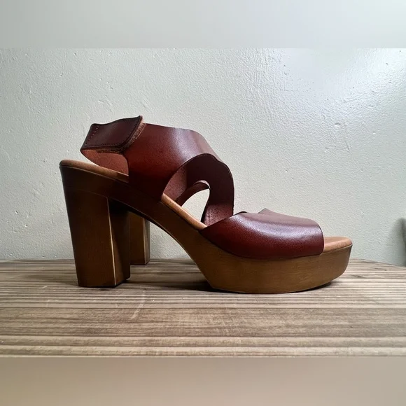 Eric Michael Leather Cutout Heel Platform Sandal 40 Spain 9.5 10 Brown Carmel - Picture 9 of 12